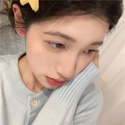 四片羽毛