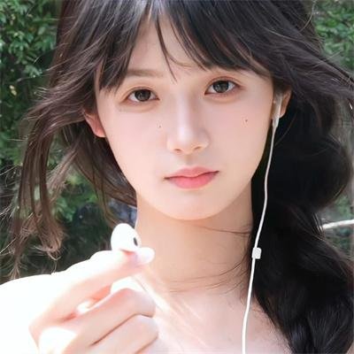 笼中女囚